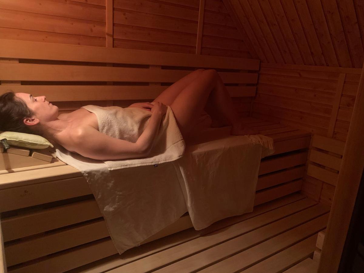 Ubytovani Chotevice Hostinné エクステリア 写真